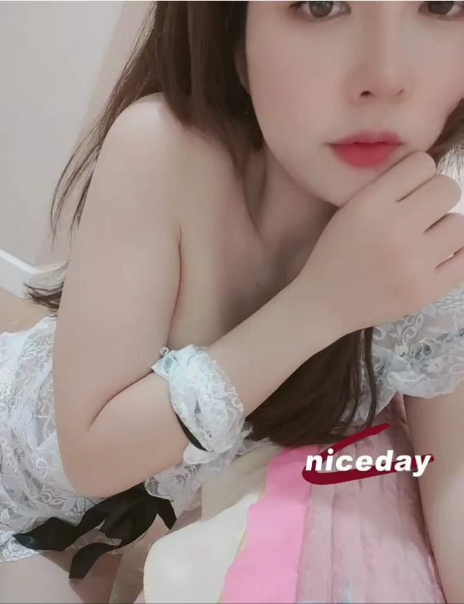 沈阳软胸精致妹妹,性感撩人 第2张