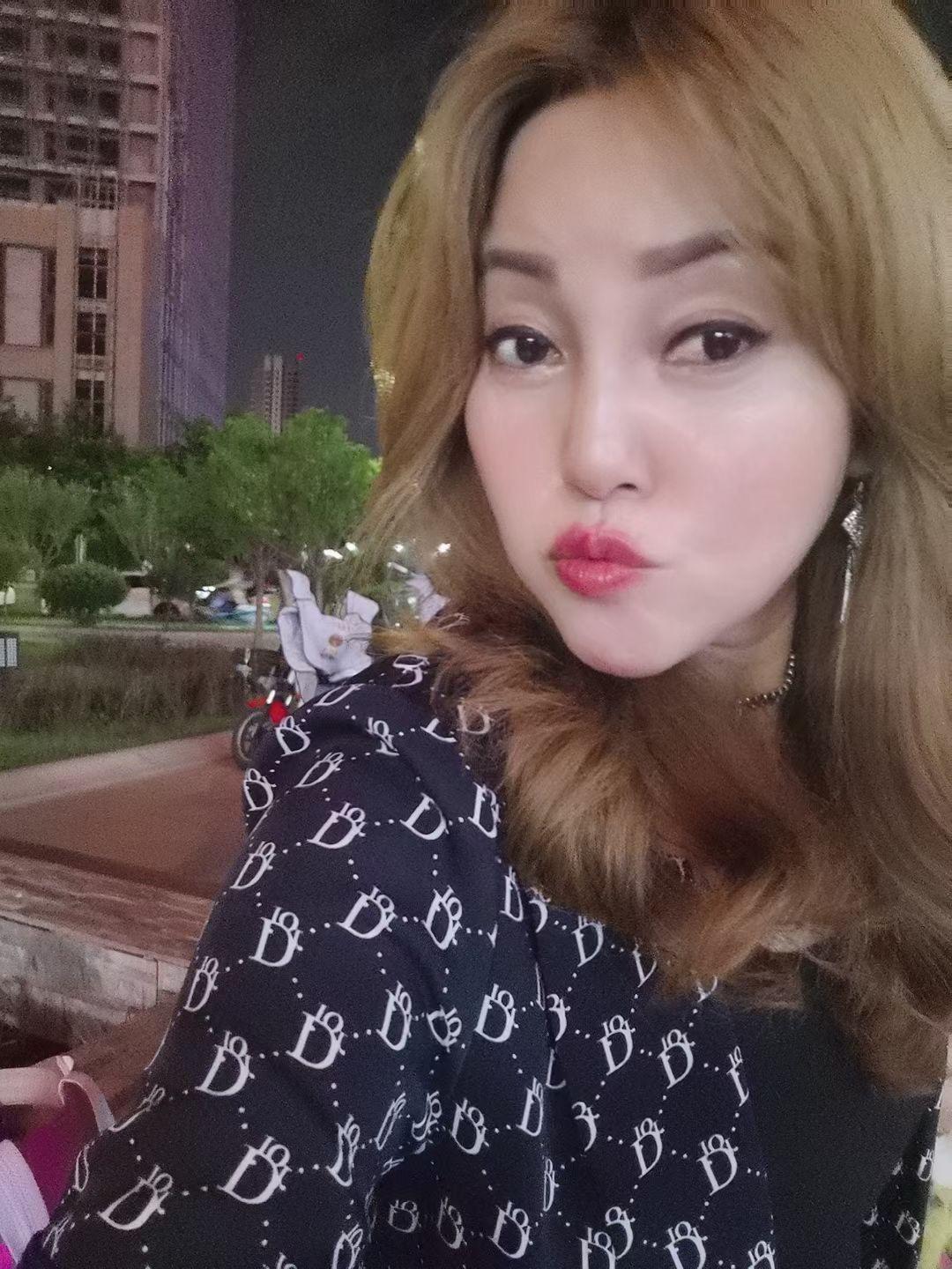 北郊少妇，喜好熟女的狼友不容错过 第2张